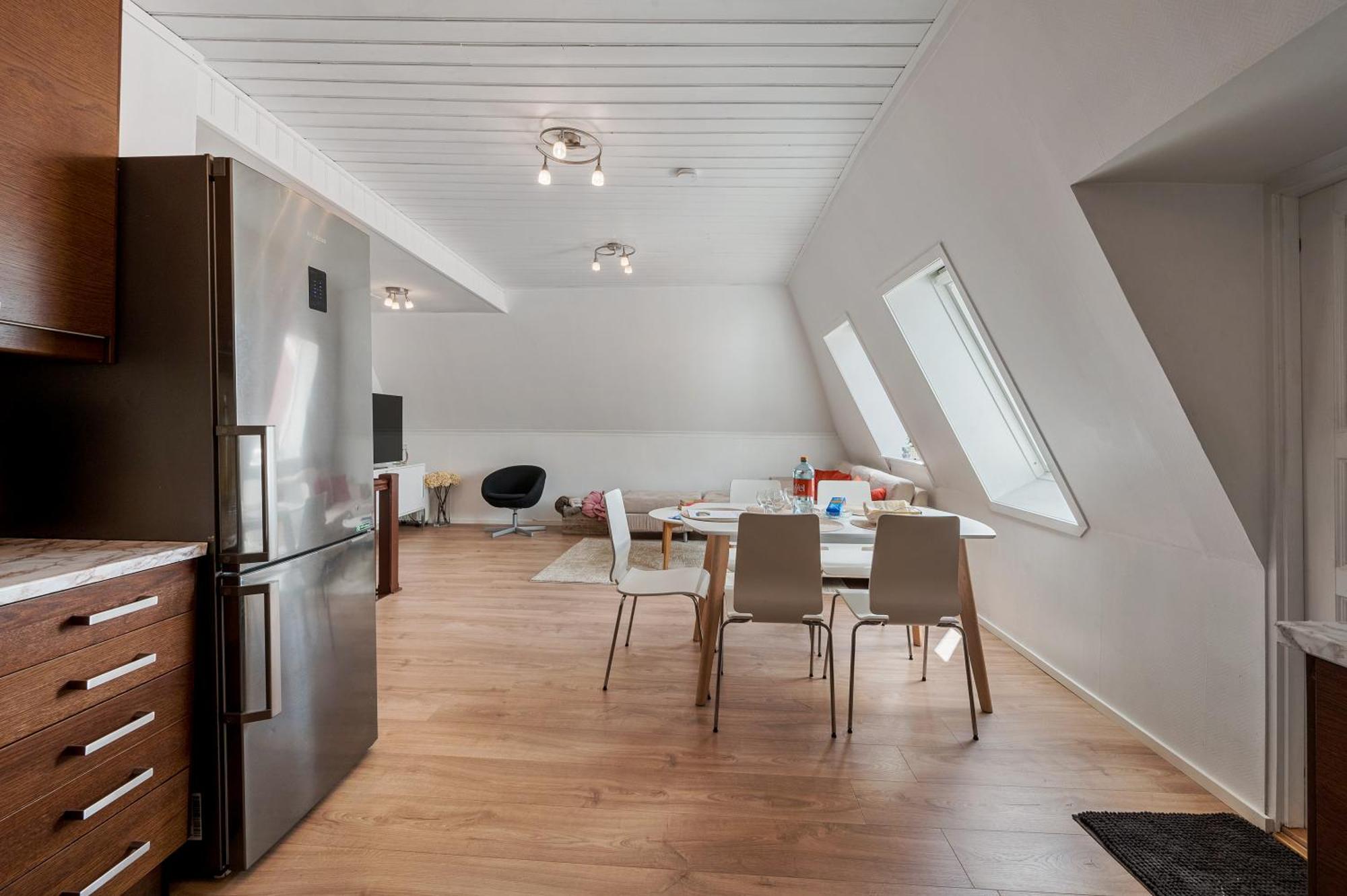 3 Bedroom In Heart Of Appartement Bergen